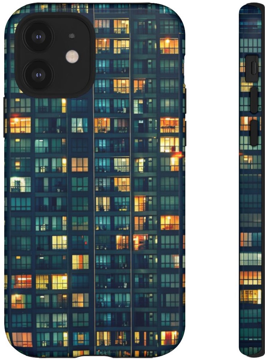 Verlichte Ramen van Wolkenkrabber bij Nacht – Telefoonhoesje Geschikt voor iPhone 12