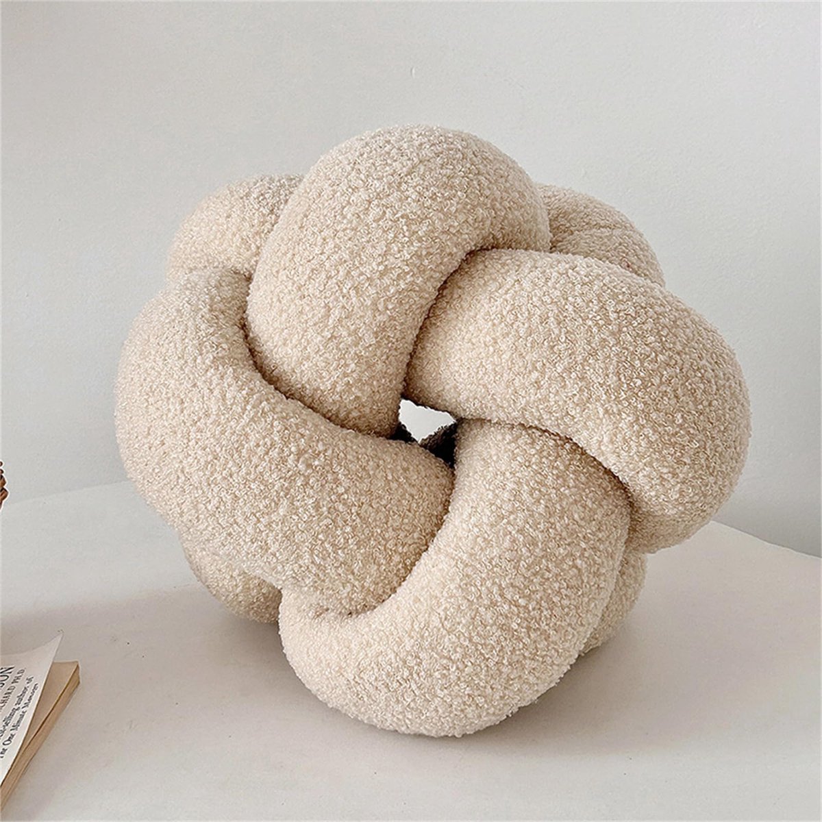 Ibenzoa Knutselbalkussen voor bank en bed, ultrazacht sierkussen van lamsfluweel, 30 cm, beige, decoratief design