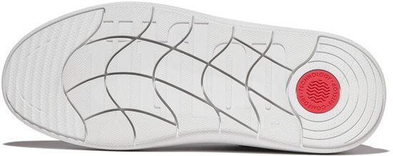Witte zool van een zilverkleurige FitFlop sneaker met rode details.