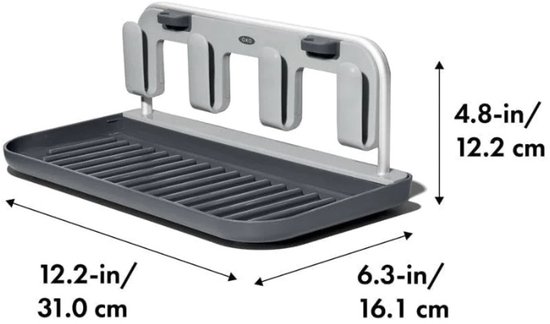Dimensions de l'égouttoir : 31.0 cm de largeur, 16.1 cm de profondeur et 12.2 cm de hauteur.
