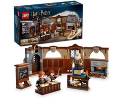 foto van LEGO Harry Potter™ Kasteel Zweinstein™: toverspreukenles - 76442