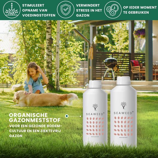 Een meisje met een hond op een gazon, met twee flessen Easy Mow 'SEAWEED+'. Tekst 'ORGANISCHE GAZONMESTSTOF'.
