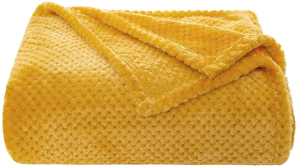 Famanu - Decoratieve fleece deken - warm en veelzijdig - 1 stuk - 125x150 cm - 100% polyester
