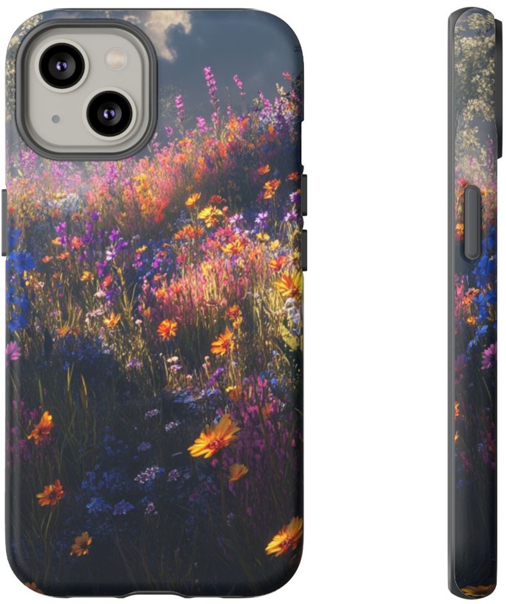 Levendig Bloemenveld – Telefoonhoesje Geschikt voor iPhone 14