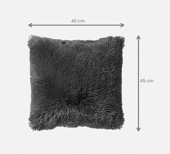 Un coussin décoratif fluffy gris foncé de 45x45 cm avec de longues fibres douces.