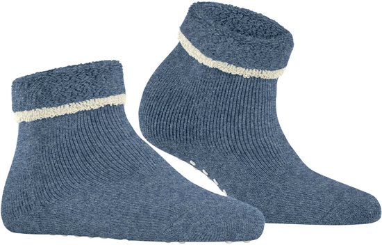Korte blauwe huissokken met beige boord.