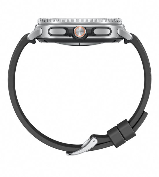 Achterkant van een zilverkleurig smartwatch met zwarte band. Hartslagmeter en sensoren zichtbaar.