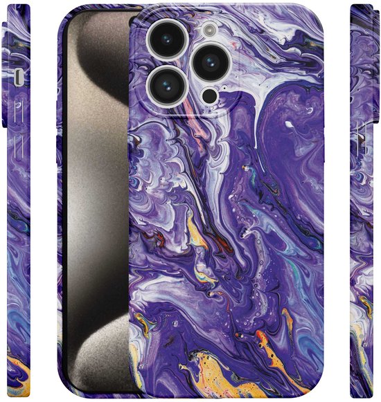 iPhone 15 Pro Max hoesje met paars, wit en gouden marmerprint. Zijkanten en camera-uitsparing zichtbaar.