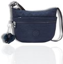 Donkerblauwe Kipling schoudertas met twee ritsvakken aan de voorkant en een donkerblauwe harige aap sleutelhanger.