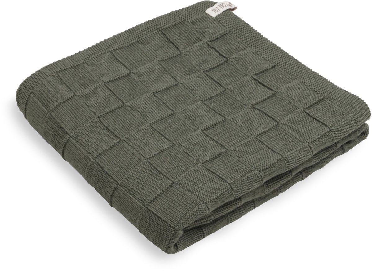 Knit Factory Gebreide Badhanddoek Ivy - Handdoek - Strandhanddoek - Khaki - Groen - 70x140 cm - Katoen