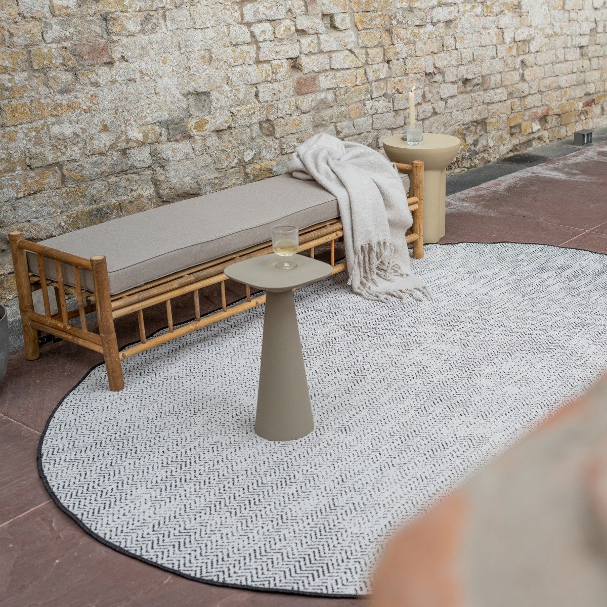 Buitenkleed Dahl Ovaal - Zwart - Dubbelzijdig - 240 x 340 cm - (XL)