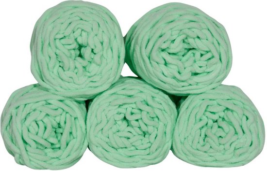 Foto: Set 5 bollen dikke wol mint groen chunky garen haken breien 7 mm breed 235 meter perfect voor amigurumi