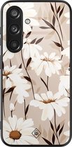Casimoda® hoesje - Geschikt voor Samsung Galaxy S24 - In Bloom - Luxe Hard Case Zwart - Backcover telefoonhoesje - Multi