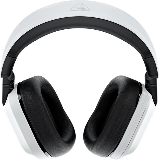 Witte Turtle Beach gaming headset met zwarte oorschelpen en hoofdband, getoond op zwarte achtergrond.