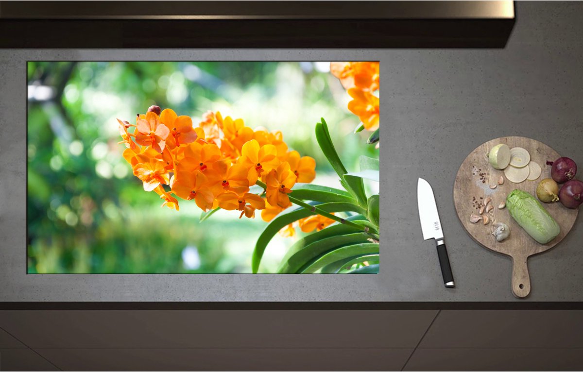 Inductieplaat Beschermer - Boeket van Oranje Orchideeën Bloemen Hangend aan Stengel - 90x55 cm - 2 mm Dik - Inductie Beschermer - Bescherming Inductiekookplaat - Kookplaat Beschermer van Wit Vinyl