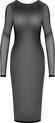 Robe noire en résille, longueur genou, à manches longues, sans fermeture.