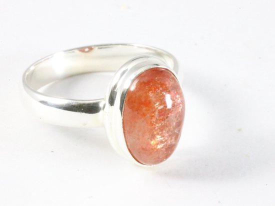 Hoogglans zilveren ring met rode zonnesteen - maat 16