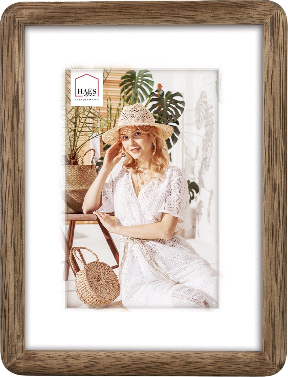 HAES deco Houten Fotolijst Thal Bruin met Passe-Partout voor foto 13x18 / 18x24 - BC18PHS