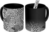 Magische Mok - Foto op Warmte Mokken - Koffiemok - Zentangle - Patronen - Paasei - Magic Mok - Beker - 350 ML - Theemok