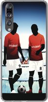 Geschikt voor Huawei P20 Pro hoesje - Een illustratie van twee voetballers in een stadion - Jongens - Meiden - Kids - Siliconen Telefoonhoesje