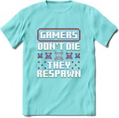 Gamers don't die pixel T-shirt | Gaming kleding | Grappig game verjaardag cadeau shirt Heren – Dames – Unisex | - Licht Blauw - XL