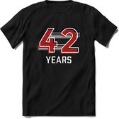 42 Years - Feest kado T-Shirt Heren / Dames - Rood / Grijs - Perfect Verjaardag Cadeau Shirt - grappige Spreuken, Zinnen en Teksten. Maat 3XL