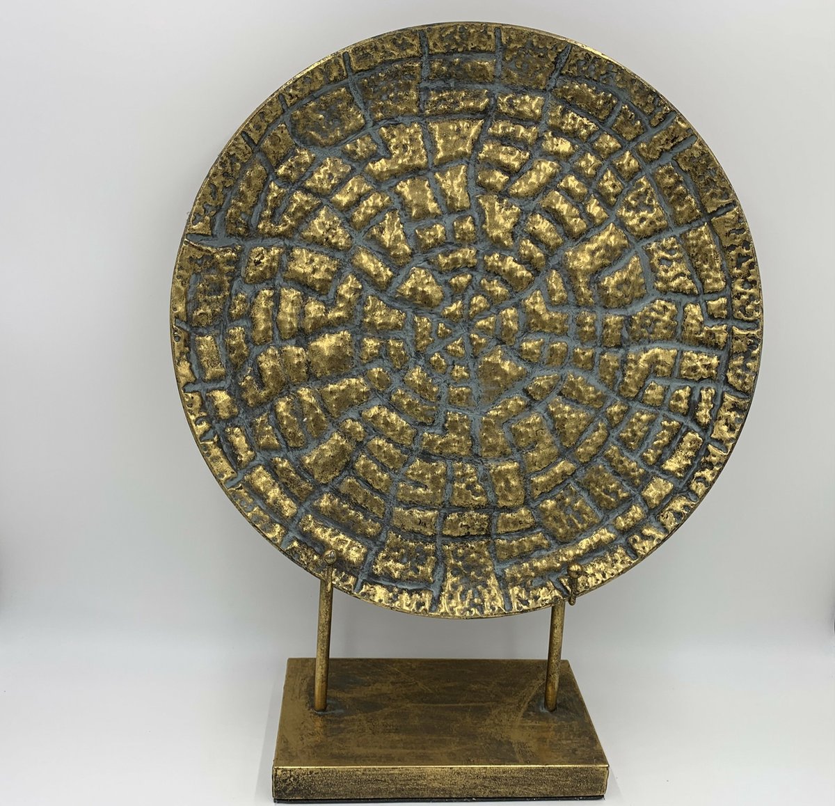 Ornament op standaard goud 44 X 56 cm metaal | 65557 | Home Sweet Home | Stoer & Sober Woonstijl