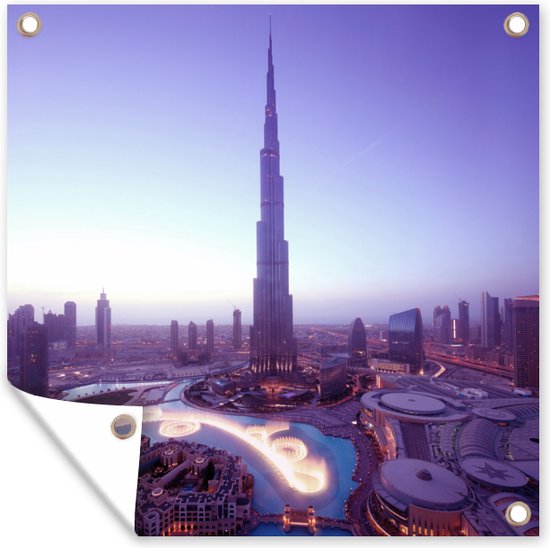 Tuin poster De felle zon schijnt op de Burj Khalifa in Dubai - 200x200 cm - Tuindoek - Buitenposter