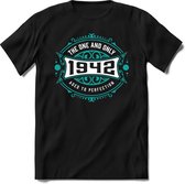 1942 The One And Only | Feest Kado T-Shirt Heren - Dames | Cobalt - Wit | Perfect Verjaardag Cadeau Shirt | Grappige Spreuken - Zinnen - Teksten | Maat XL