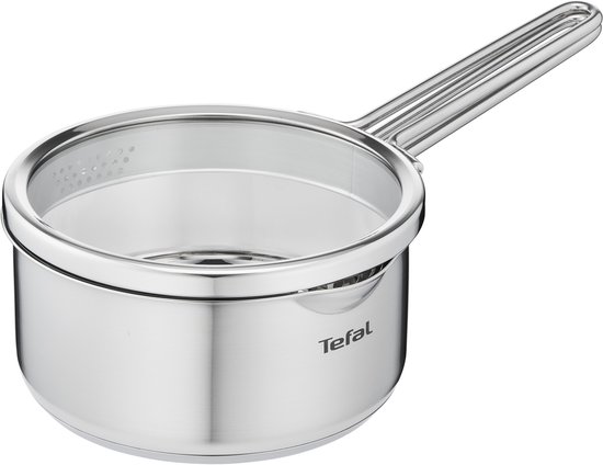 RVS steelpan met glazen deksel met zeef en een lange, ergonomische handgreep.