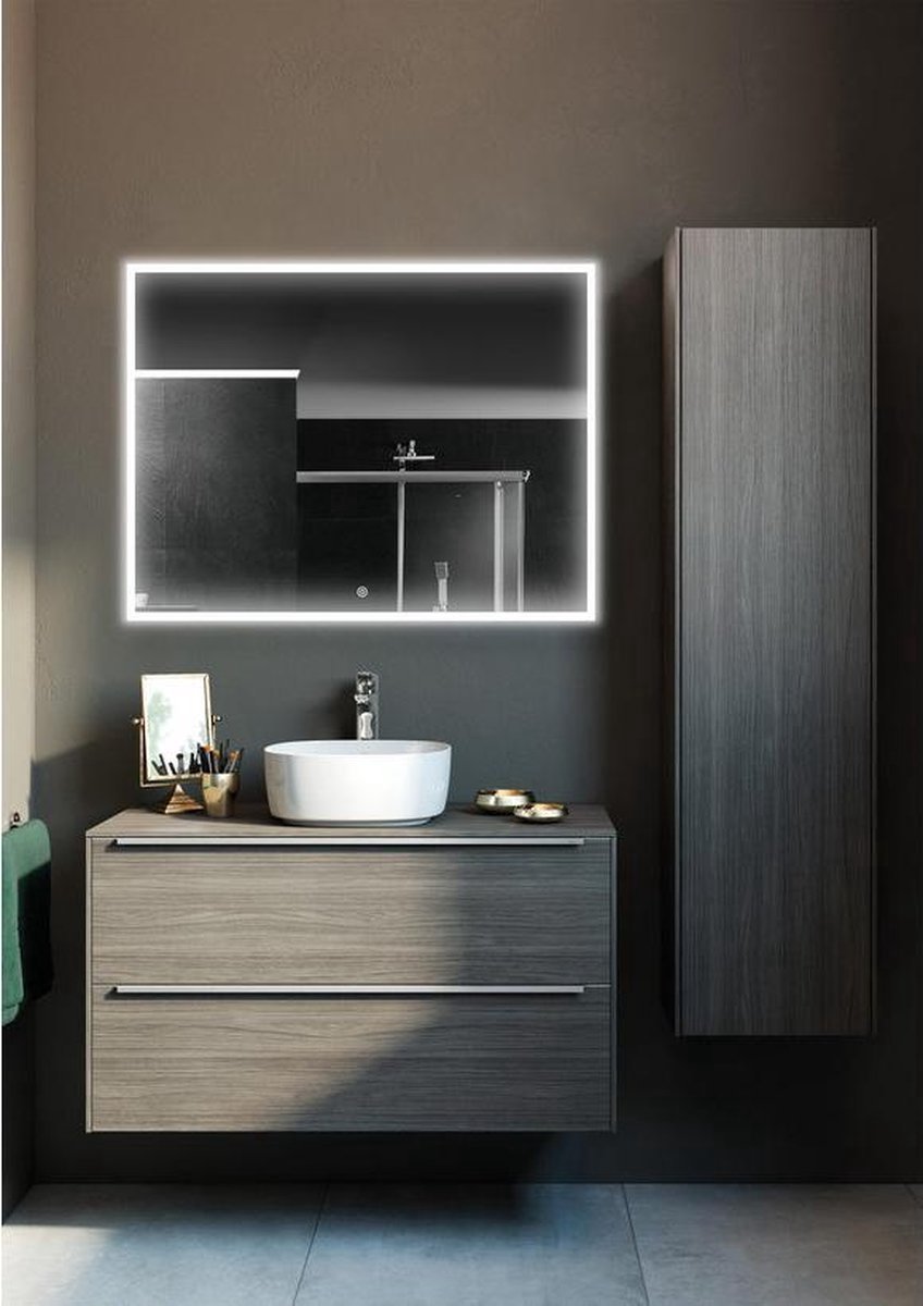 Bella Mirror - Spiegel met verlichting – Badkamerspiegel – Antivocht – Anticondens – Ledverlichting – Met zwart frame - 60 x 60 cm