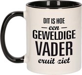 Cadeau geweldige vader eruit ziet beker / mok - zwart met wit - 300 ml keramiek - zwarte bekers