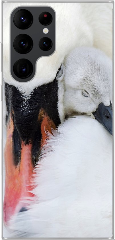 Geschikt voor Samsung Galaxy S22 Ultra hoesje - Close-up van zwaan met jong - Siliconen Telefoonhoesje