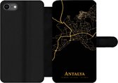Bookcase Geschikt voor iPhone SE 2020 telefoonhoesje - Antalya - Kaart - Goud - Met vakjes - Wallet case met magneetsluiting