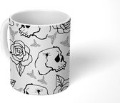 Mok - Koffiemok - Rozen - Bloemen - Schedel - Punk - Patronen - Mokken - 350 ML - Beker - Koffiemokken - Theemok