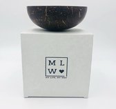 MLMW - Kokosnoot Kom Aki Mix van 4 Kleuren - Coconut Bowl Aki Mix - 650 ML - Handgemaakt - Uniek - Duurzaam - 100% Natuurlijk - Set van 4 - geschikt voor smoothie bowls, yoghurt, s
