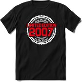 2007 Limited Edition | Feest Kado T-Shirt Heren - Dames | Wit - Rood | Perfect Verjaardag Cadeau Shirt | Grappige Spreuken - Zinnen - Teksten | Maat M