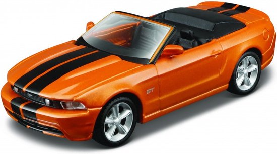 Maisto Modelauto/speelgoedauto Ford Mustang GT Convertible 2010 - oranje - 14 cm -schaal 1:32
