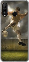 Geschikt voor Huawei P30 Lite hoesje - Een illustratie van een voetballer die tegen de bal schopt - Jongens - Jongetje - Kids - Siliconen Telefoonhoesje