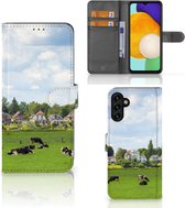Wallet Book Case Geschikt voor Samsung Galaxy A13 5G | Geschikt voor Samsung Galaxy A04s Smartphone Hoesje Hollandse Koeien