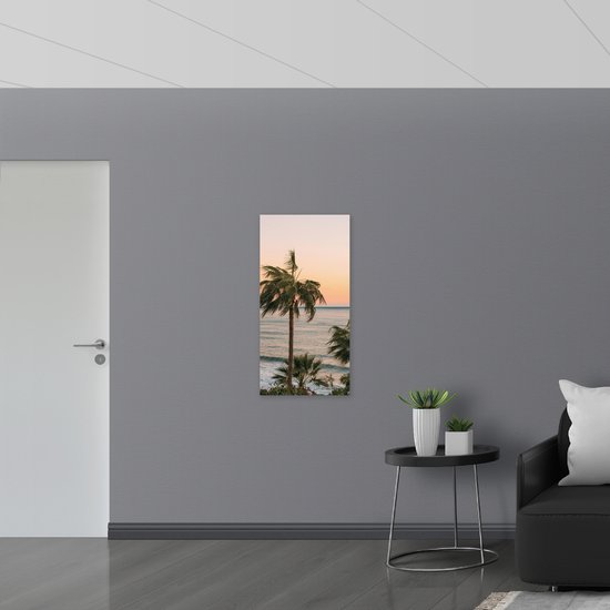 WallClassics - Bois - Hauts Palmiers au Bord de la Mer - 50x100 cm - 12 mm d'épaisseur - Photo sur Bois (avec système de suspension)