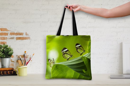 MuchoWow® Schoudertas - Strandtas - Big Shopper - Boodschappentas - Doorzichtige vlinder op een blad in Costa Rica - 40x40 cm - Katoenen tas