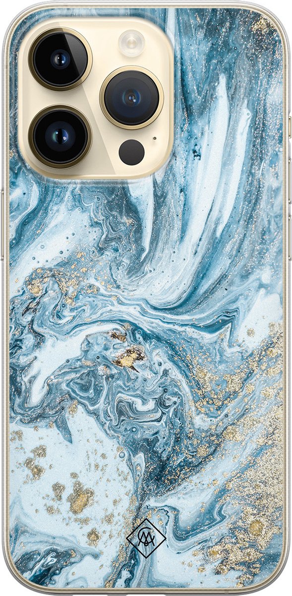 Casimoda® hoesje - Geschikt voor iPhone 14 Pro - Marble sea - Siliconen/TPU - Blauw