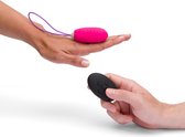Oh Vibrator - Vibrerend Ei met Afstandsbediening voor Koppels - Siliconen - Fuchsia