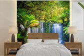 Behang jongenskamer - Fotobehang Jungle - Waterval - Australië - Planten - Natuur - Breedte 350 cm x hoogte 350 cm - Kinderbehang