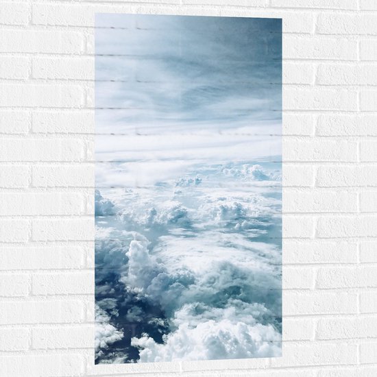 WallClassics - Muursticker - Boven de Wolken - 50x100 cm Foto op Muursticker