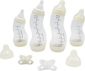 Difrax Newborn Babystartpakket met 4 babyflessen & 2 soorten fopspenen