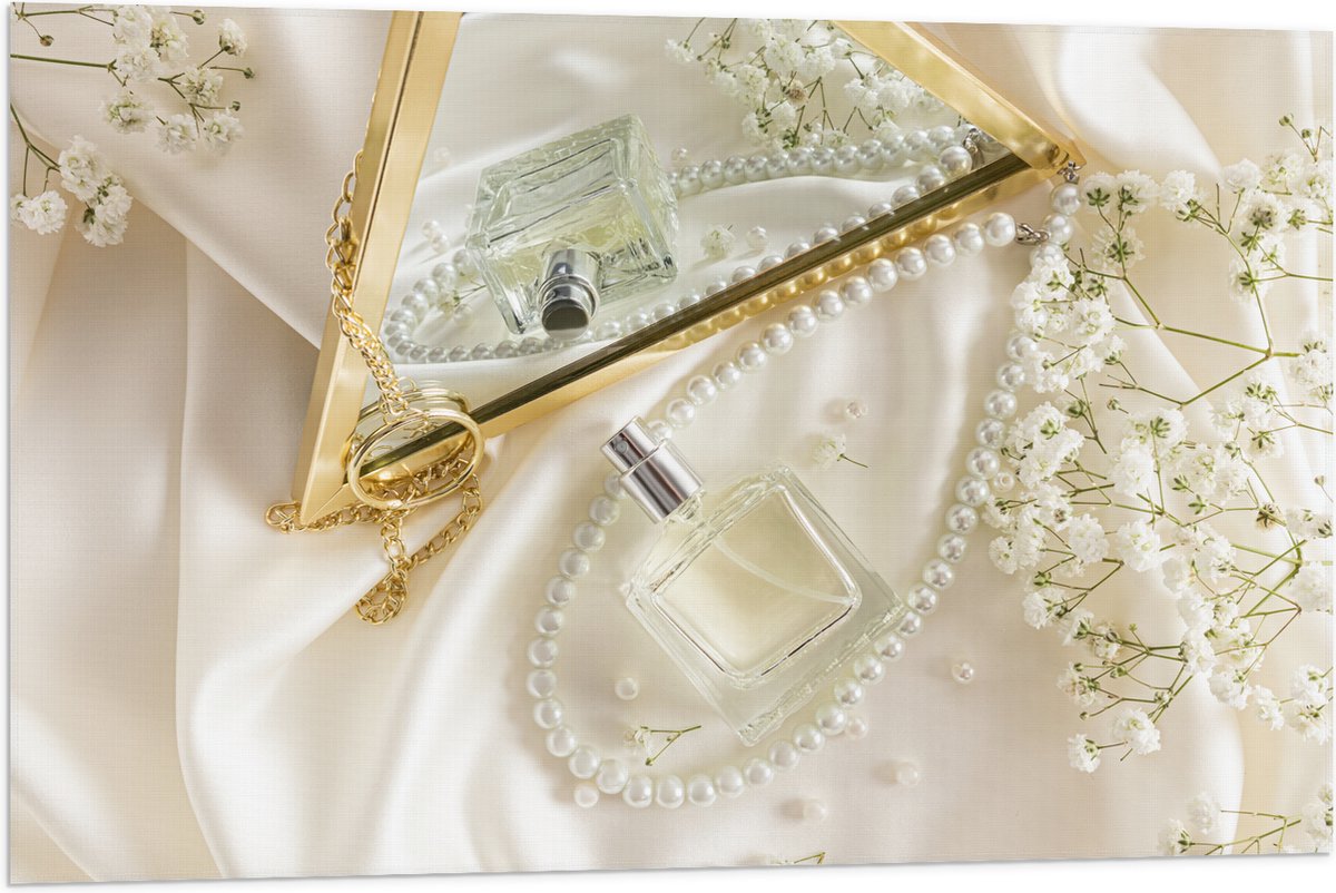 Vlag - Spiegel - Parfum - Ketting - Bloemen - 90x60 cm Foto op Polyester Vlag
