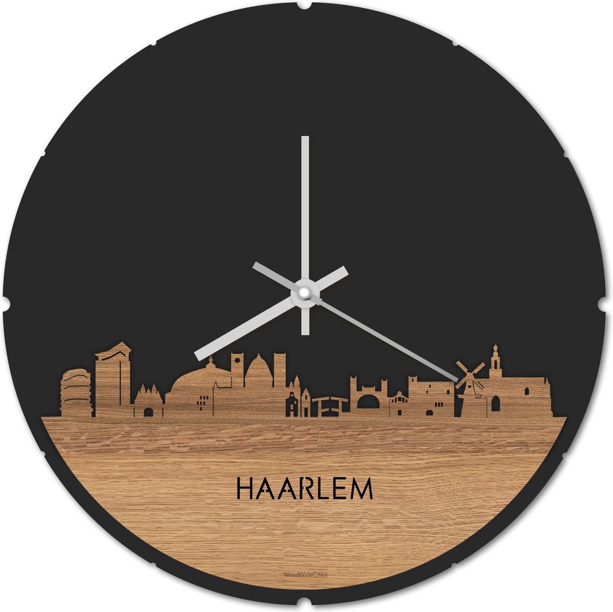 Skyline Klok Rond Haarlem Eikenhout - Ø 44 cm - Stil uurwerk - Wanddecoratie - Meer steden beschikbaar - Woonkamer idee - Woondecoratie - City Art - Steden kunst - Cadeau voor hem - Cadeau voor haar - Jubileum - Trouwerij - Housewarming -