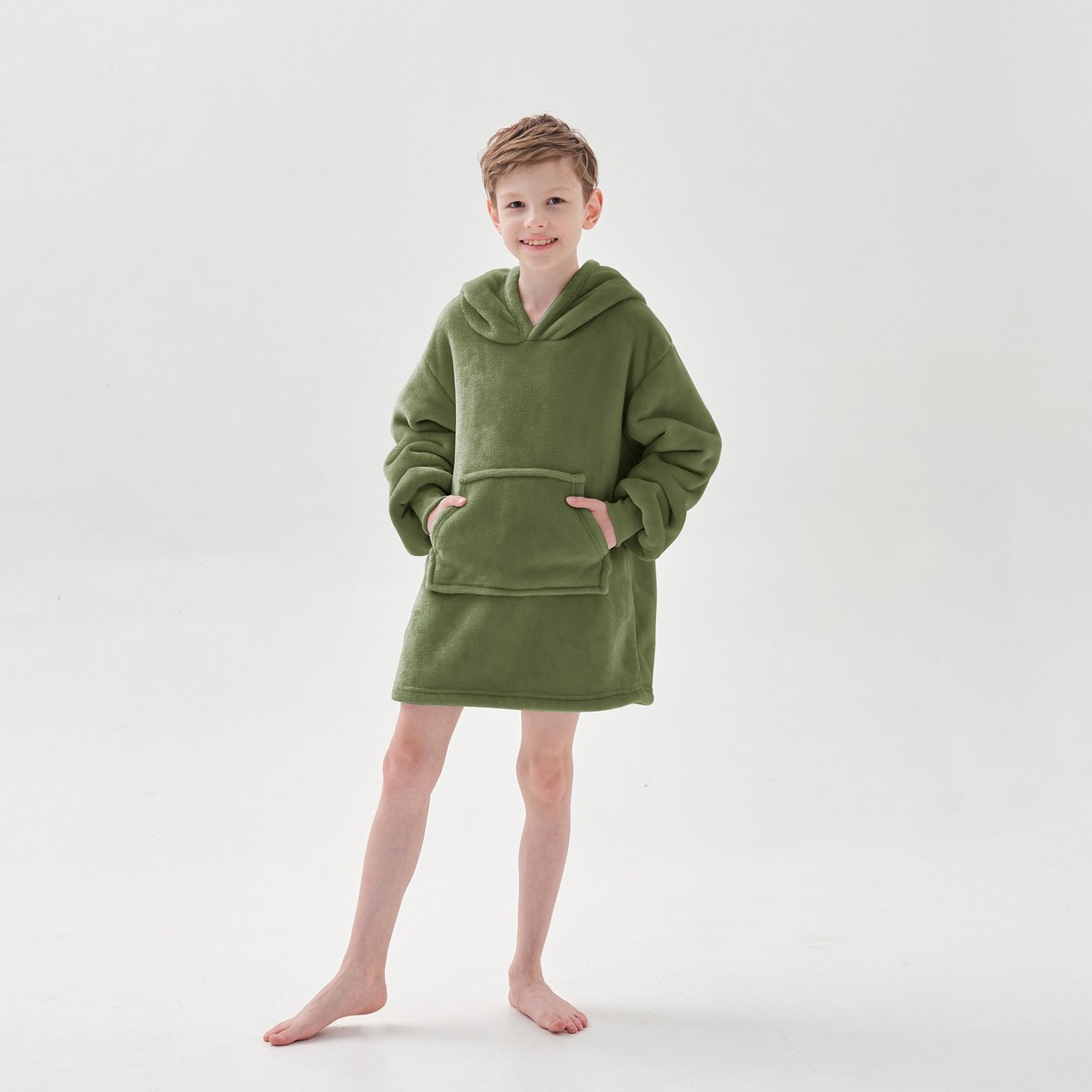 JUNIOR - oversized hoodie deken kind - 50x70 cm - snuggle hoodie met sherpa voering - kinderen - fleece deken met mouwen en capuchon - donkergroen